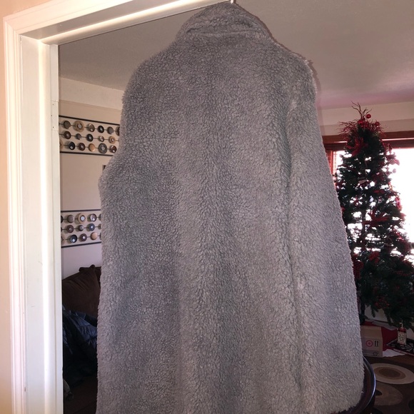 Cute Sherpa Teddy Bear 🧸 Coat - Picture 3 of 4